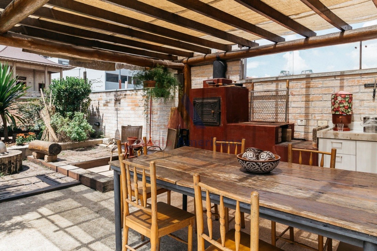 Casa para venda em Vila Mariana