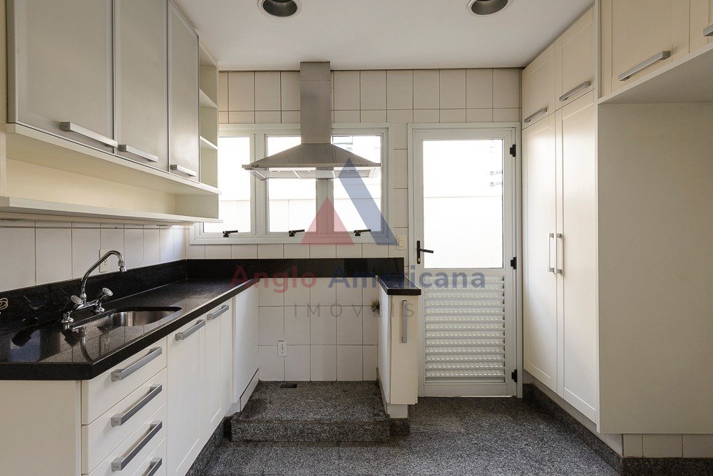 Casa Em Condomínio para venda em Real Parque