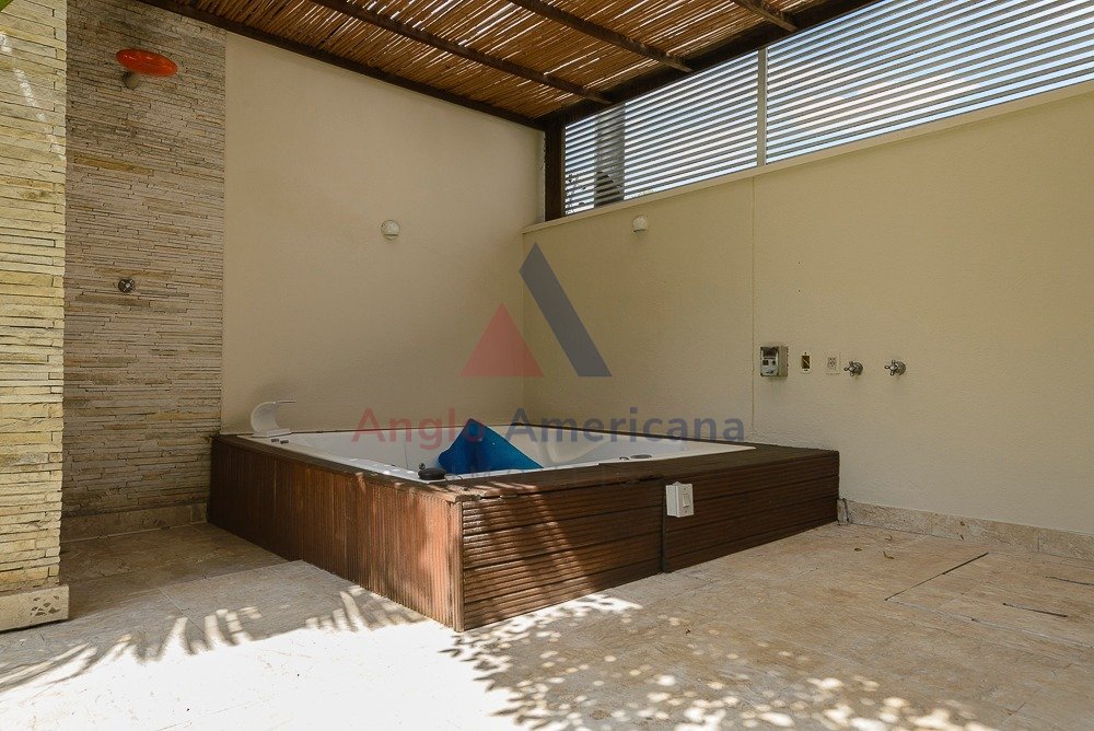 Casa Em Condomínio para venda em Real Parque