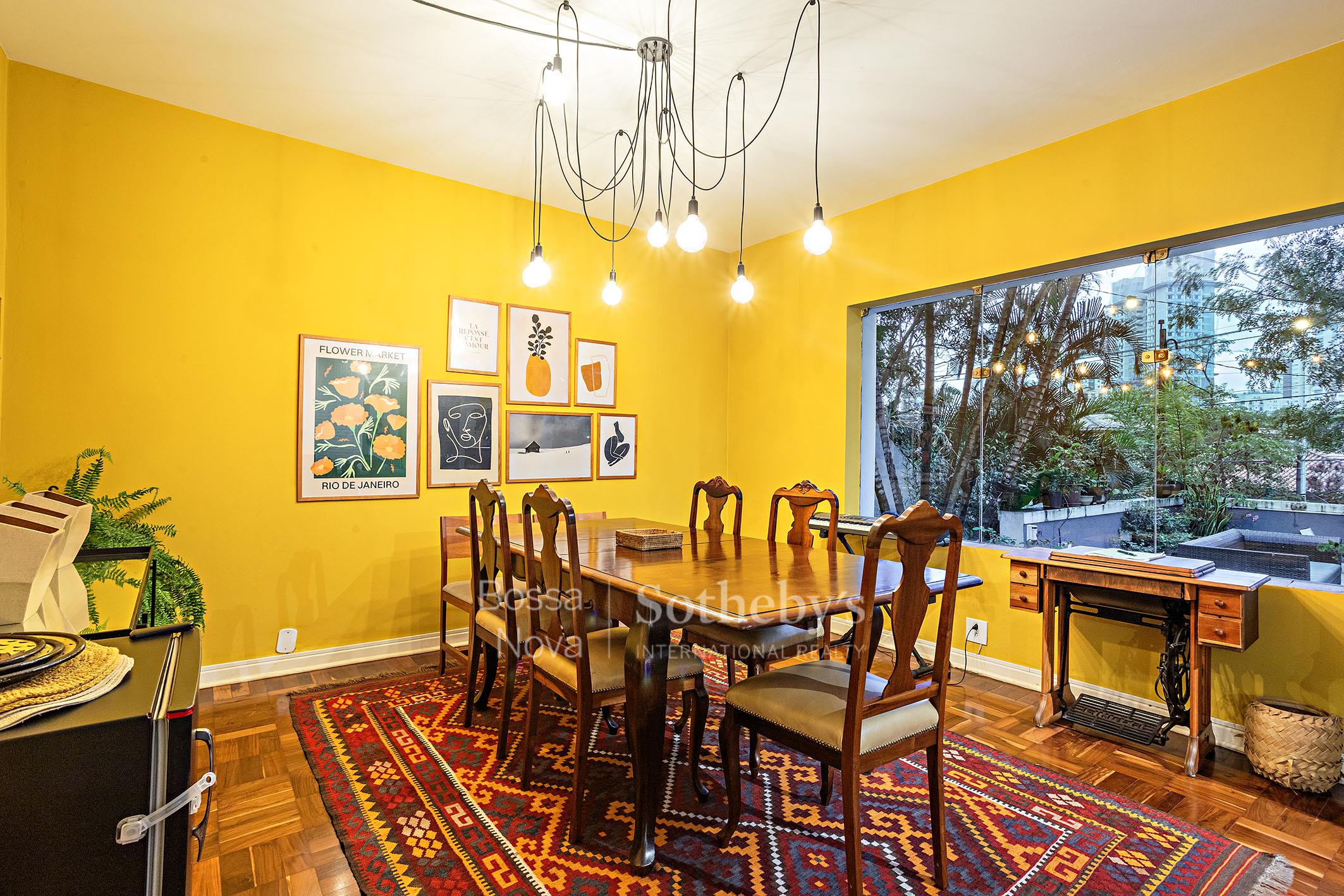 Casa para venda em Vila Madalena