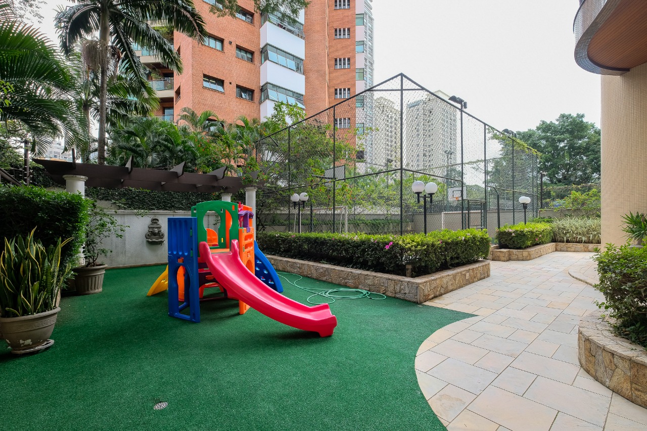 Apartamento para venda em Moema