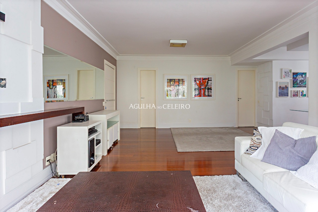 Apartamento para venda em Moema