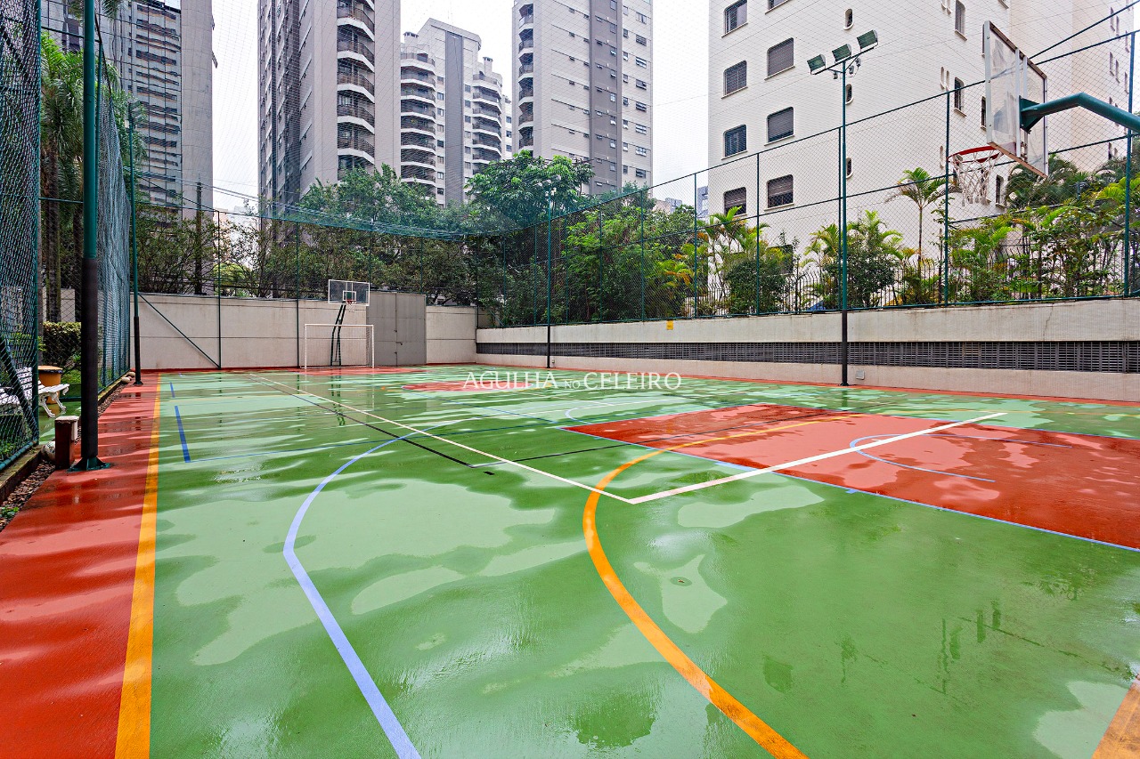 Apartamento para venda em Moema