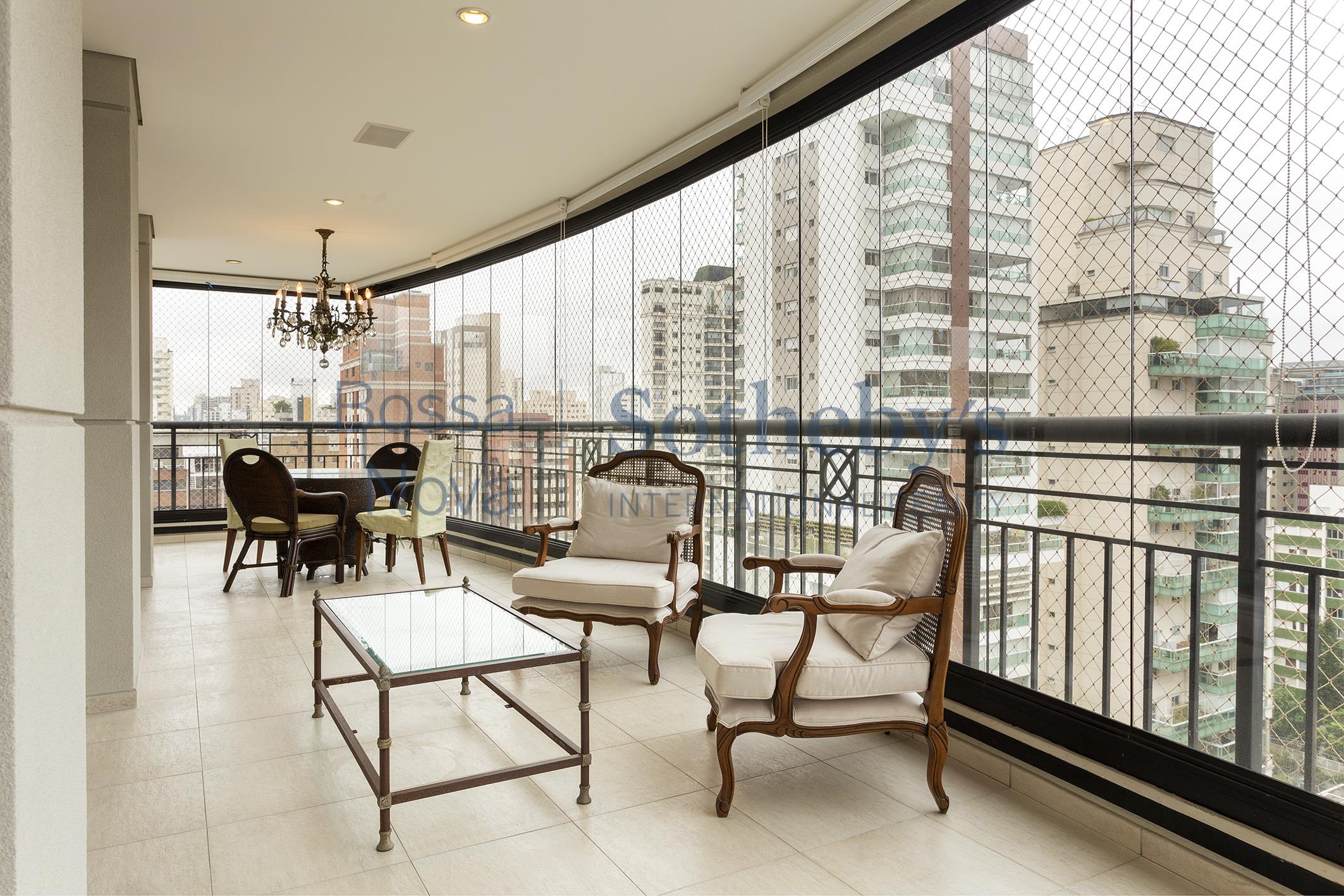 Apartamento com varanda gourmet e planta inteligente próximo ao Parque Ibirapuera