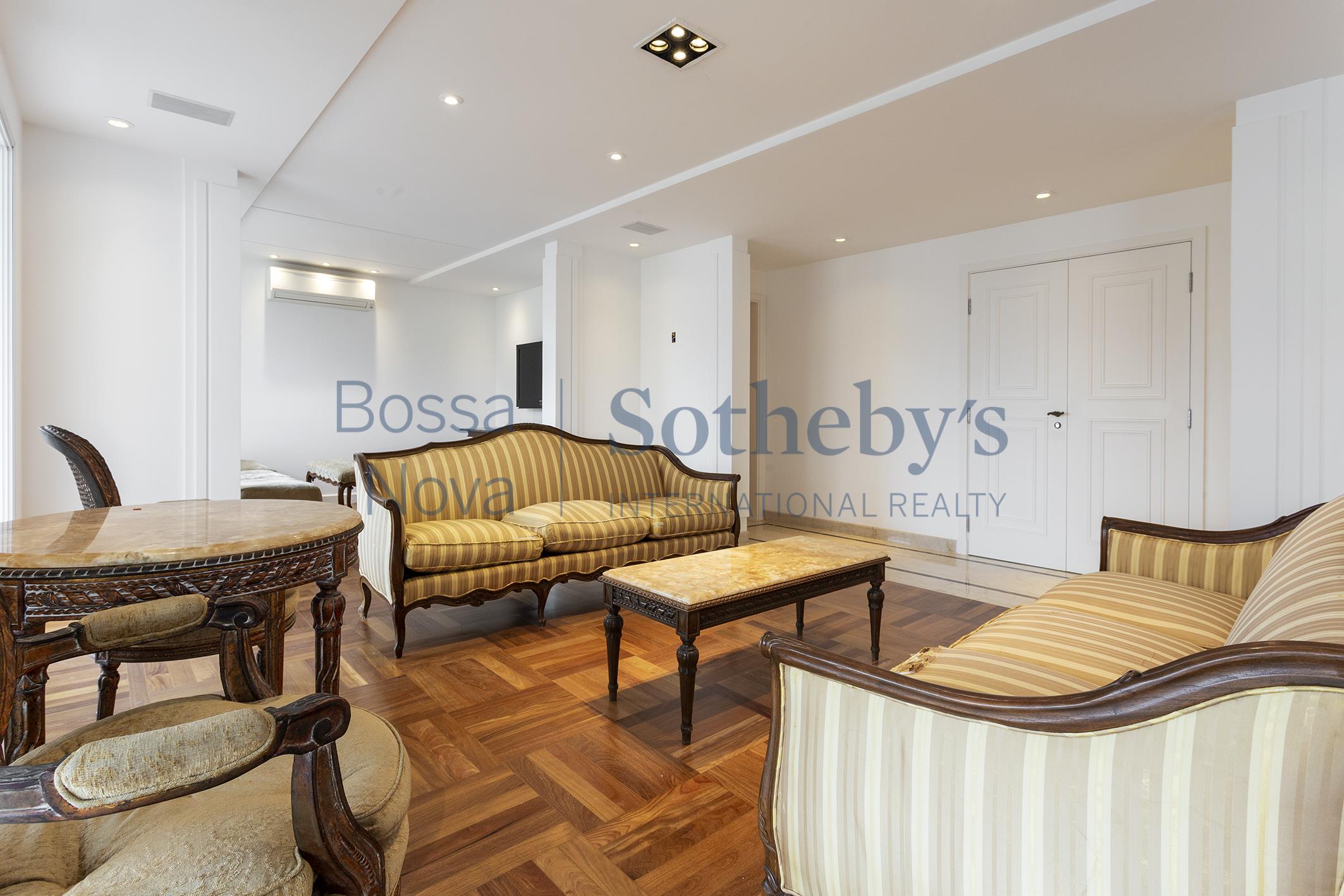 Apartamento para locação em Moema