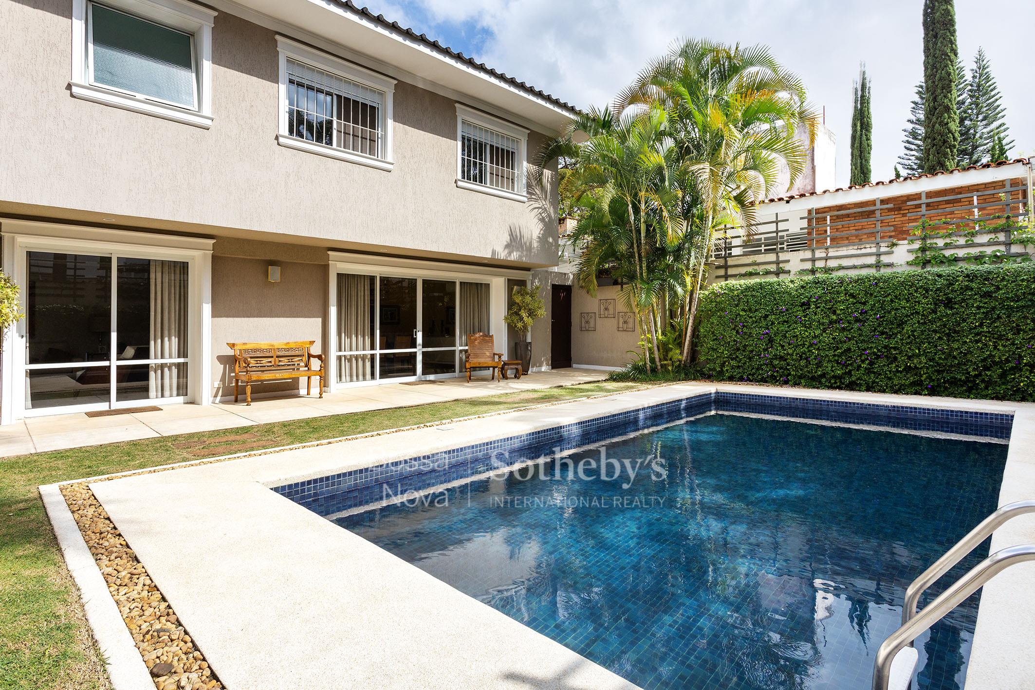 Casa para venda em Alto de Pinheiros