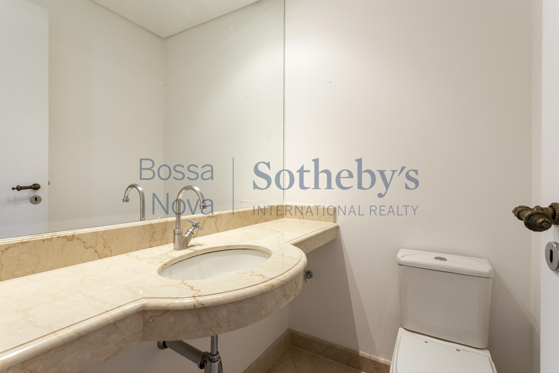 Apartamento para locação em Moema