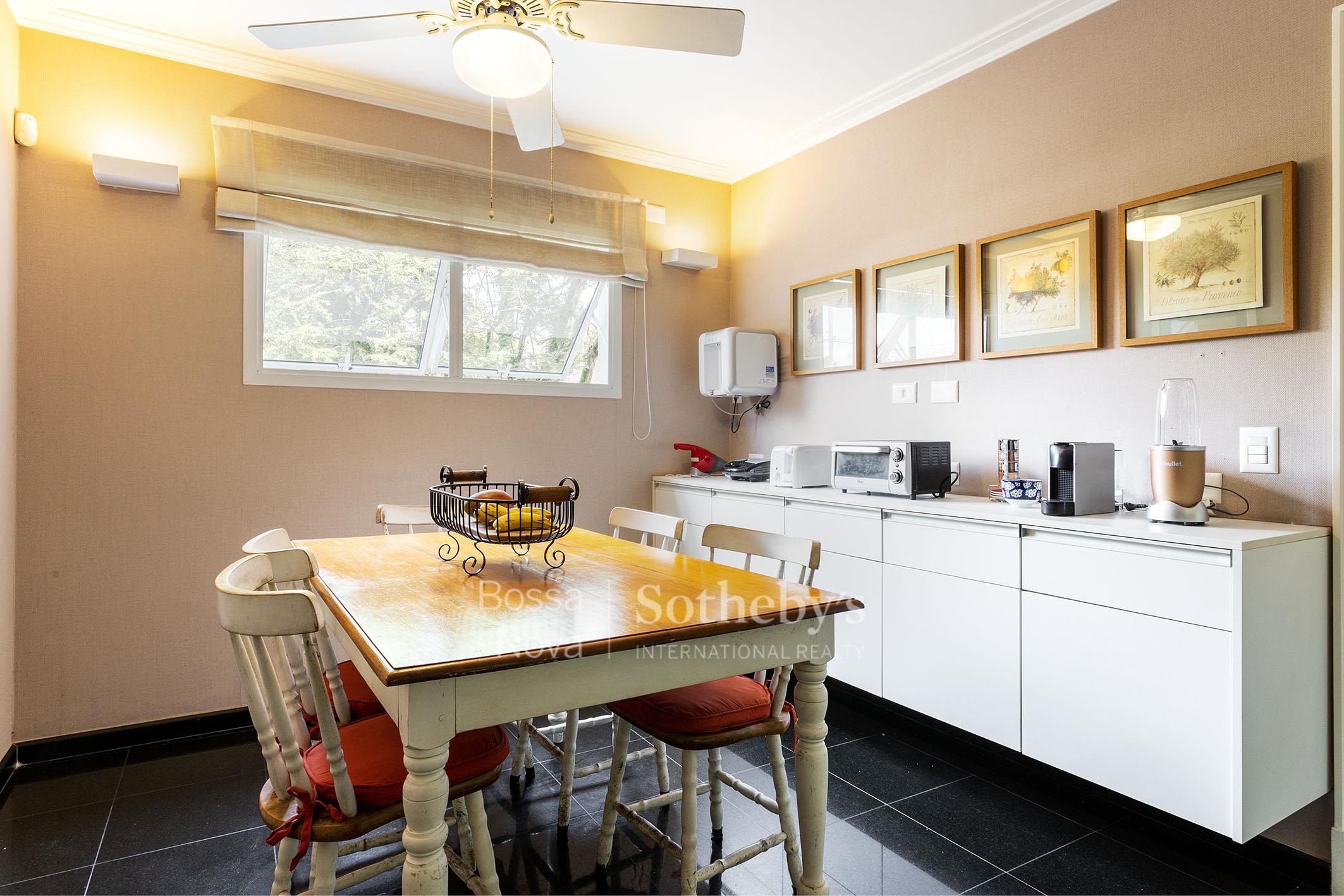 Casa para venda em Alto de Pinheiros