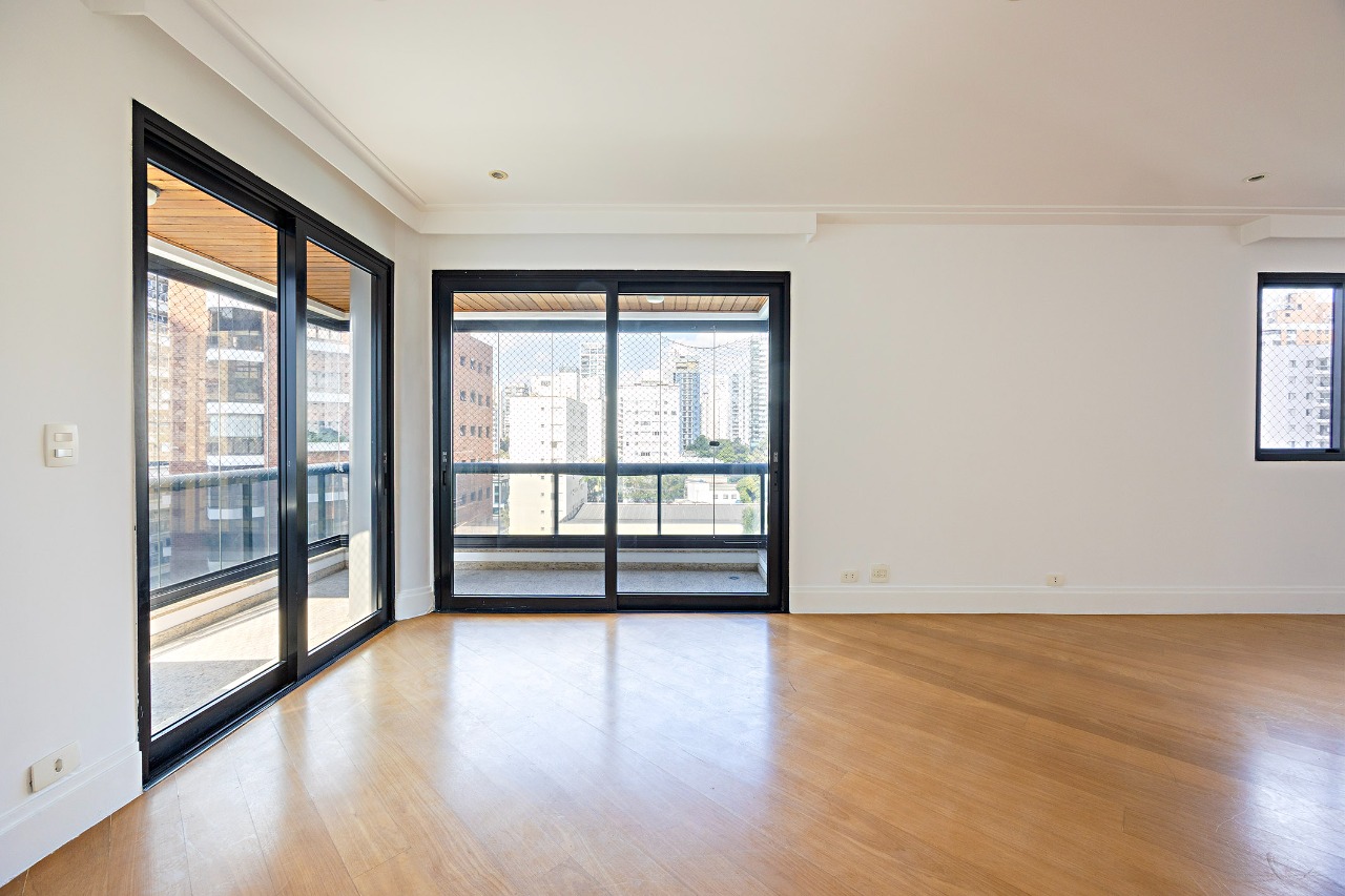 Apartamento para venda em Moema