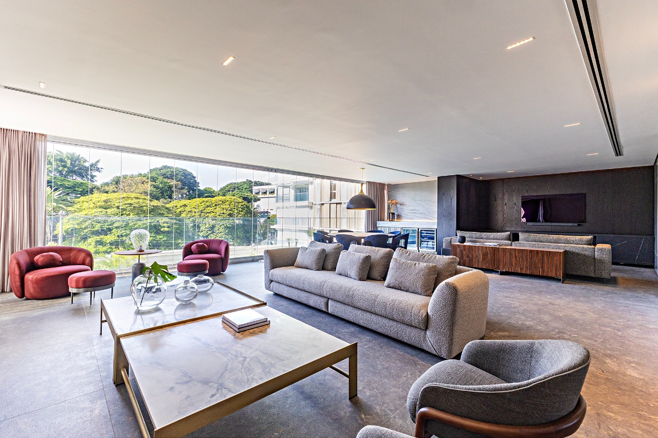 Apartamento maravilhoso com vista incrível à venda em Moema.