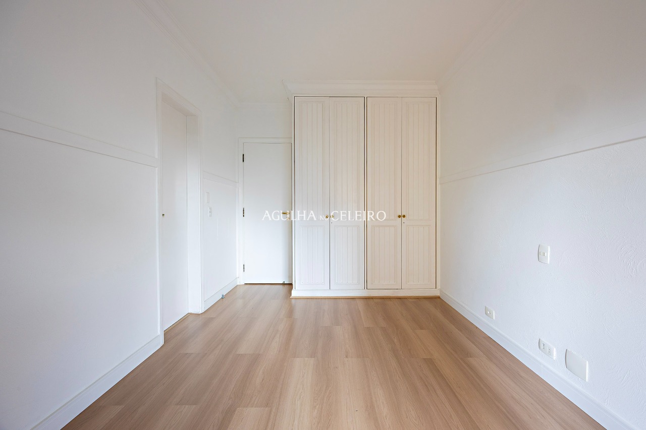 Apartamento para venda em Moema