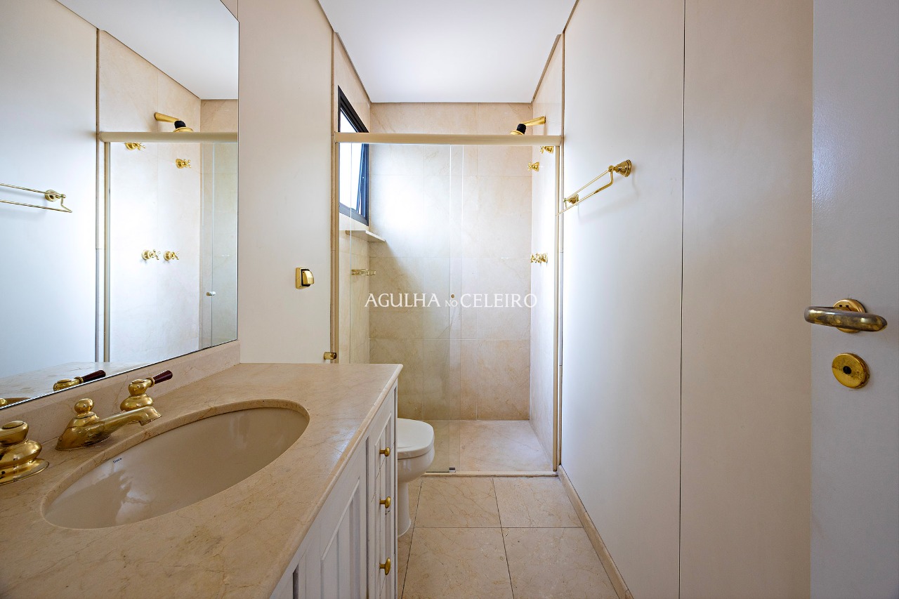 Apartamento para venda em Moema