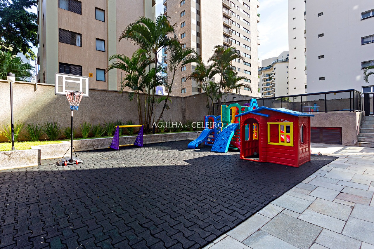 Apartamento para venda em Moema