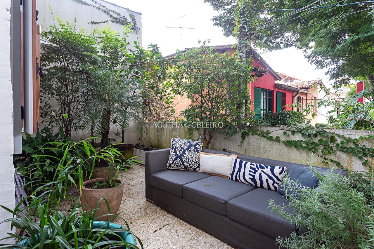 Casa De Vila para venda em Jardim Paulista