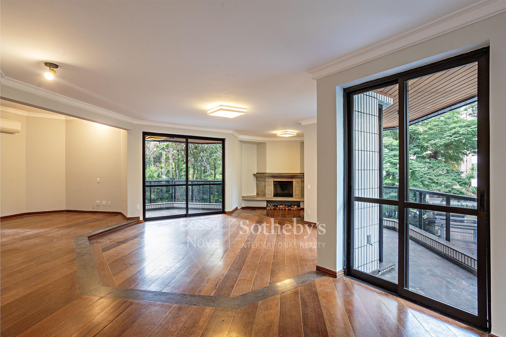 Apartamento com varanda gourmet próximo ao Parque Ibirapuera na Vila Nova Conceição