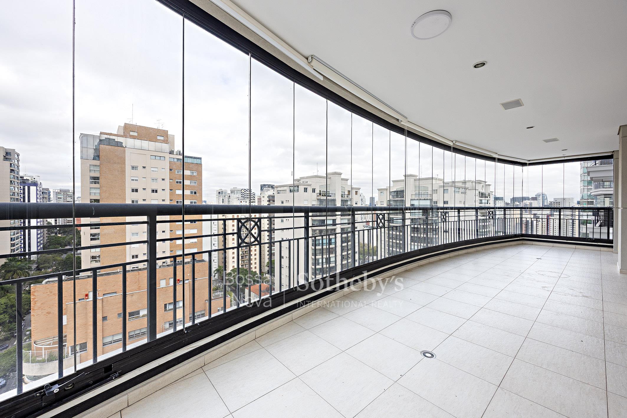Apartamento para locação em Moema