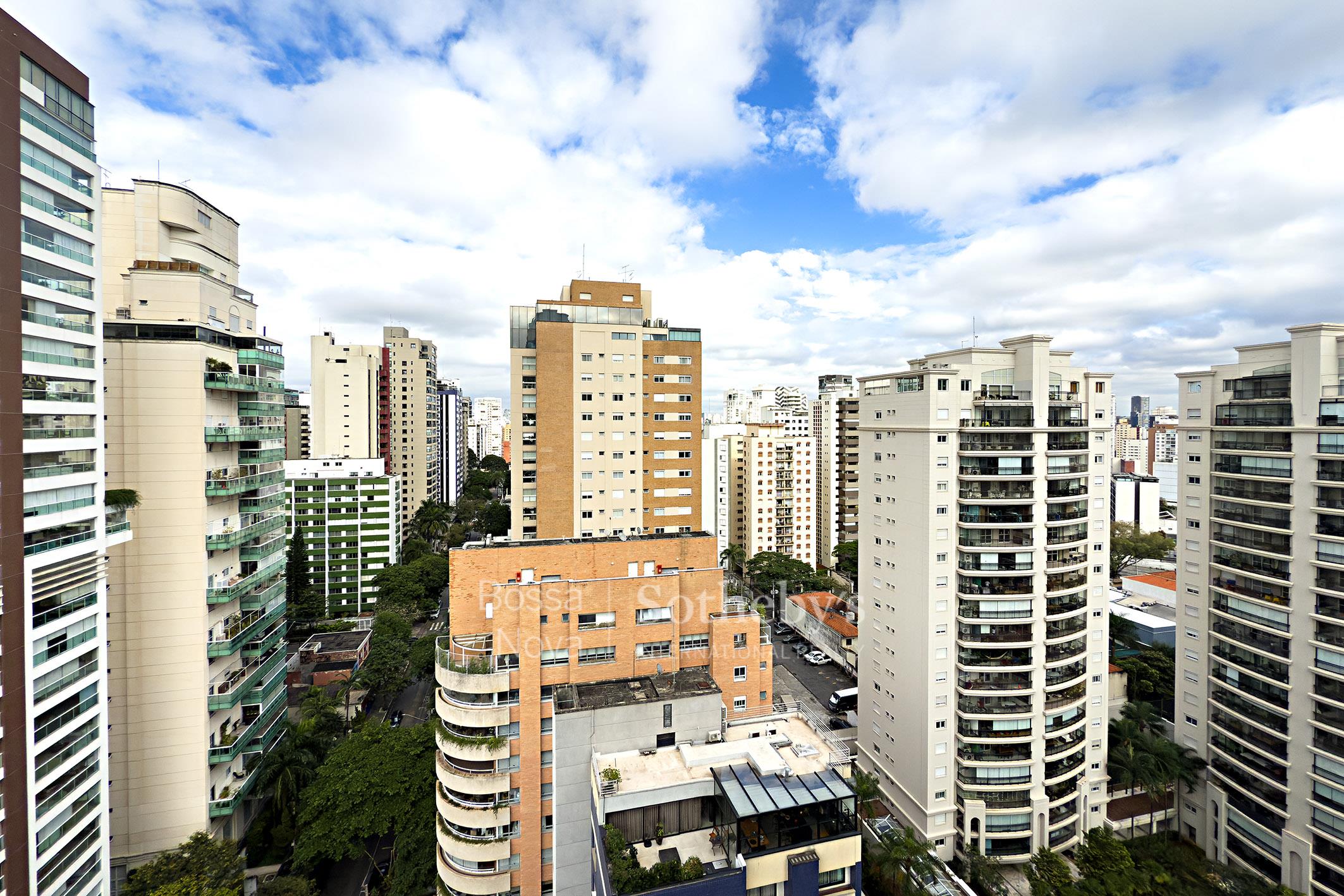 Apartamento para locação em Moema