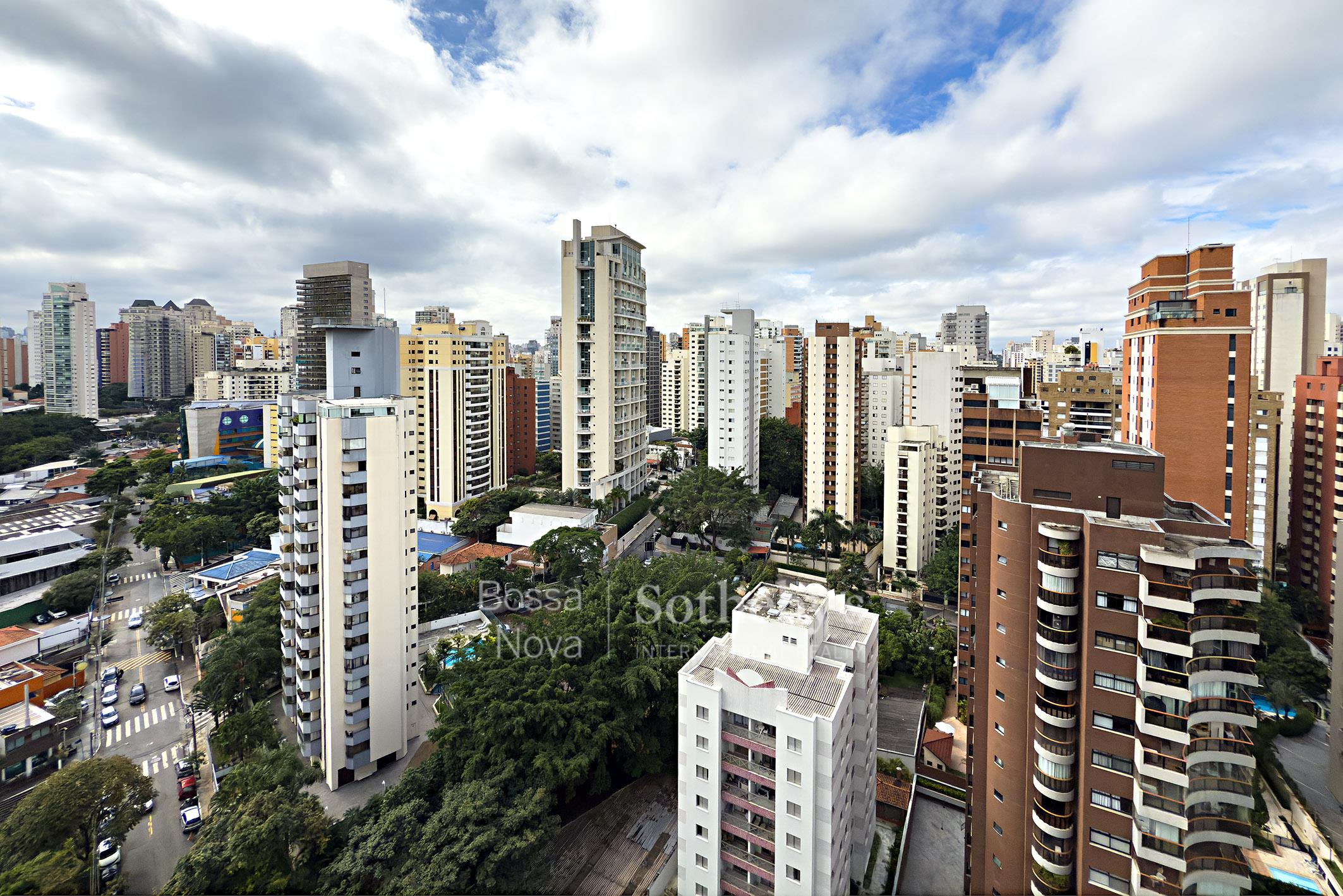 Apartamento para locação em Moema