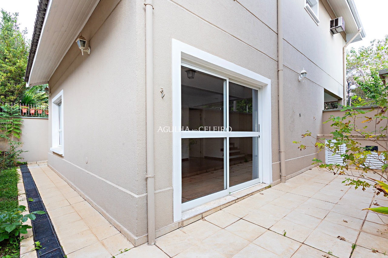 Casa Em Condomínio para venda em Alto de Pinheiros