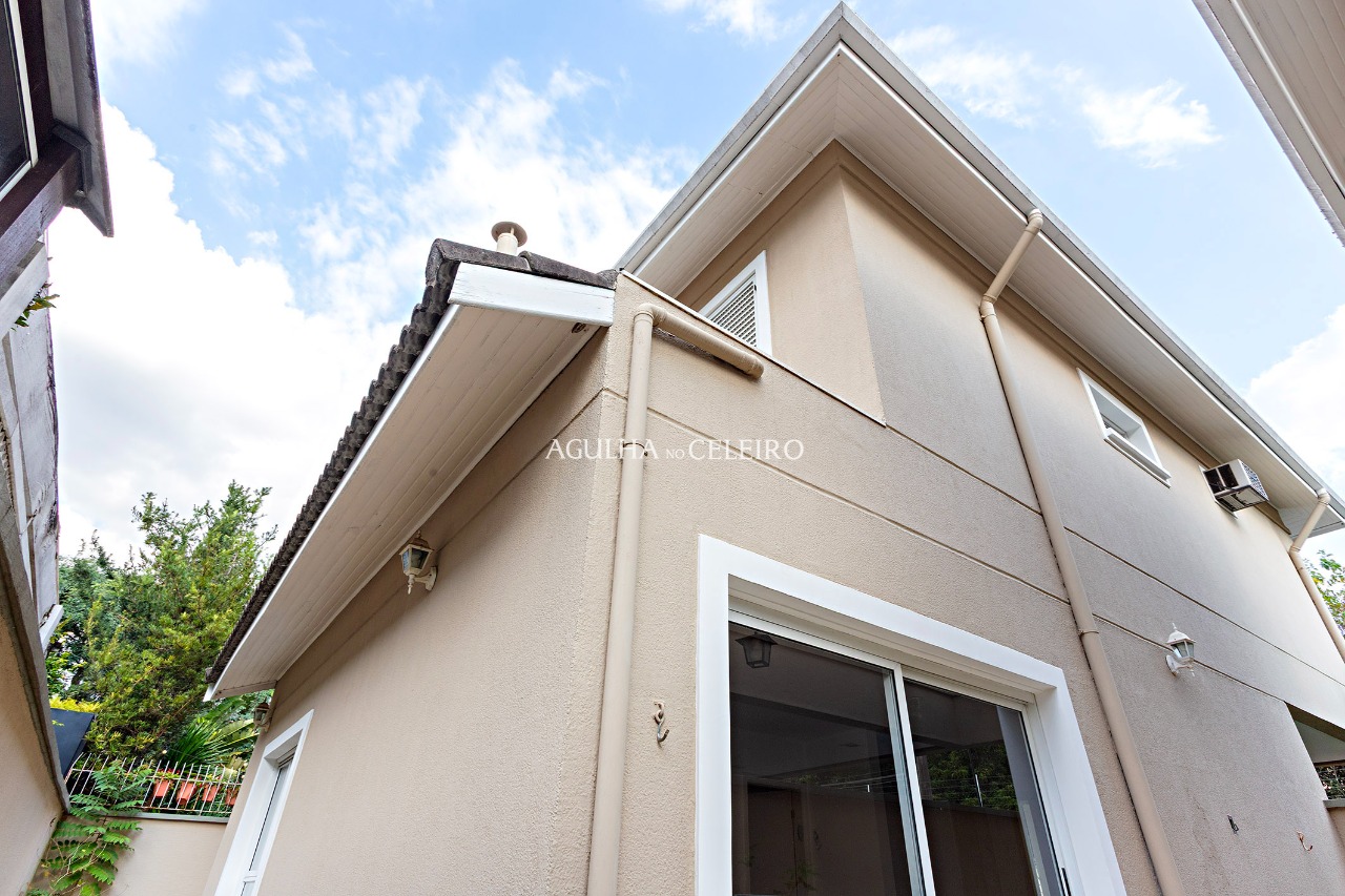 Casa Em Condomínio para venda em Alto de Pinheiros