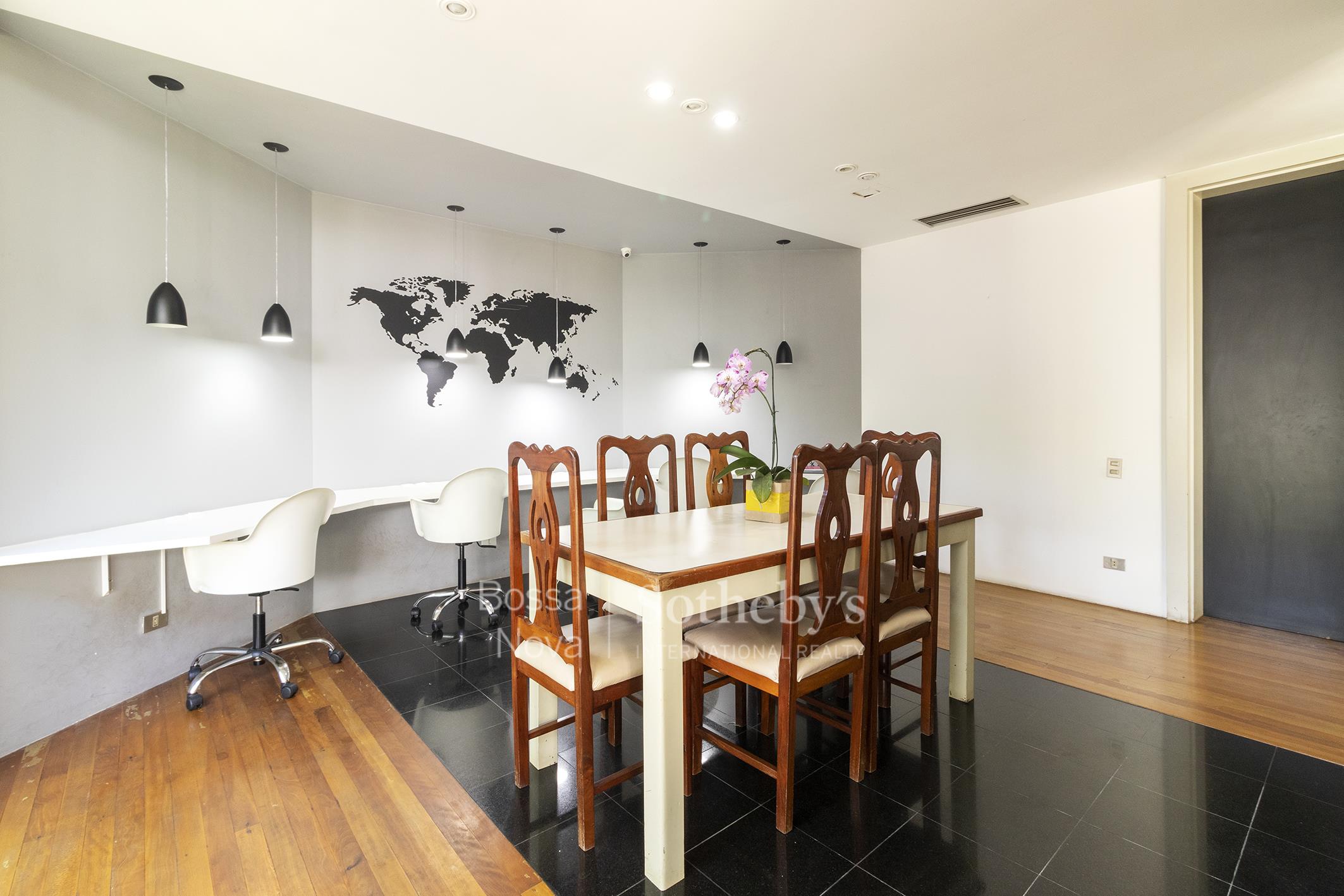 Casa para venda em Alto de Pinheiros