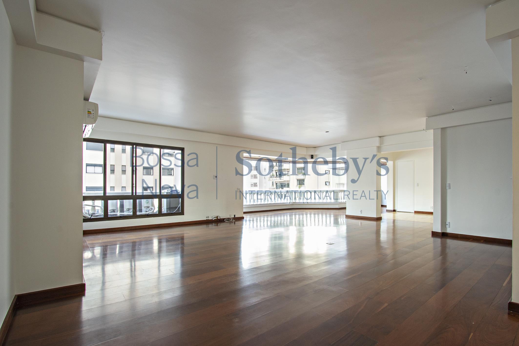 Apartamento para locação em Real Parque