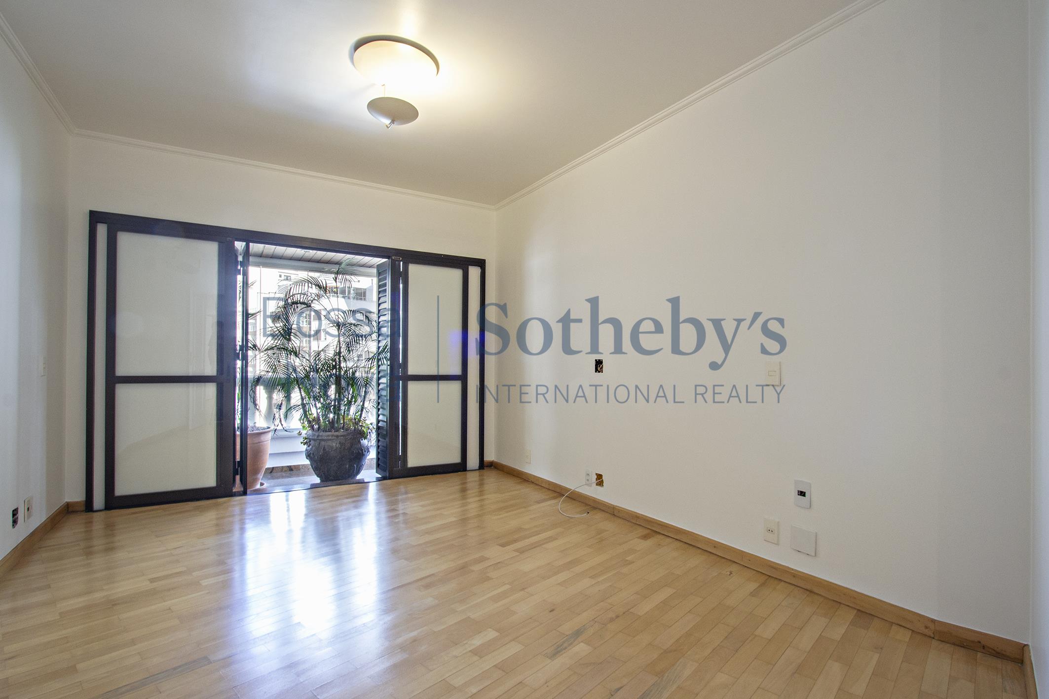 Apartamento para locação em Real Parque