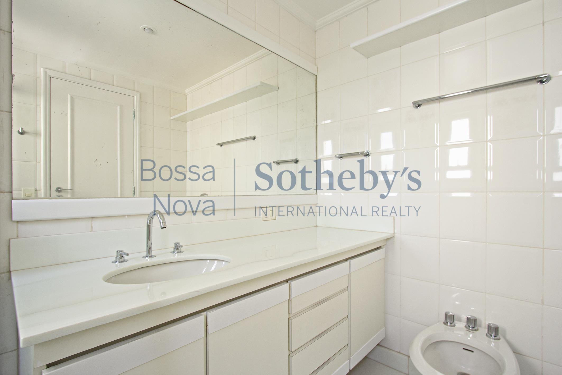 Apartamento para locação em Real Parque