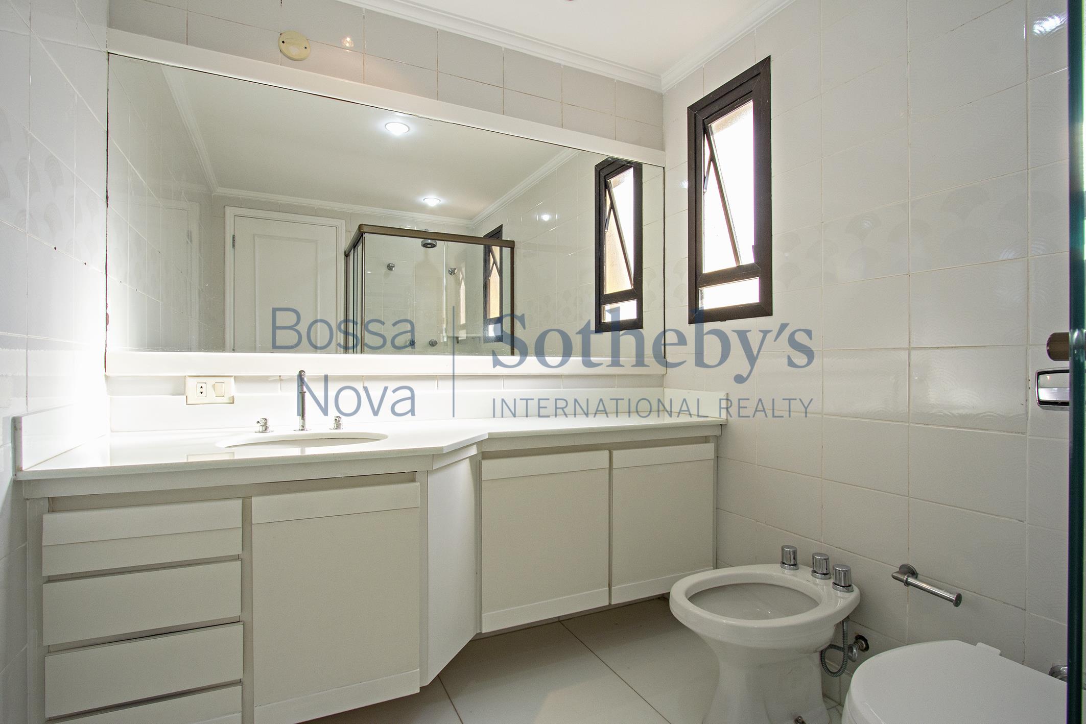 Apartamento para locação em Real Parque