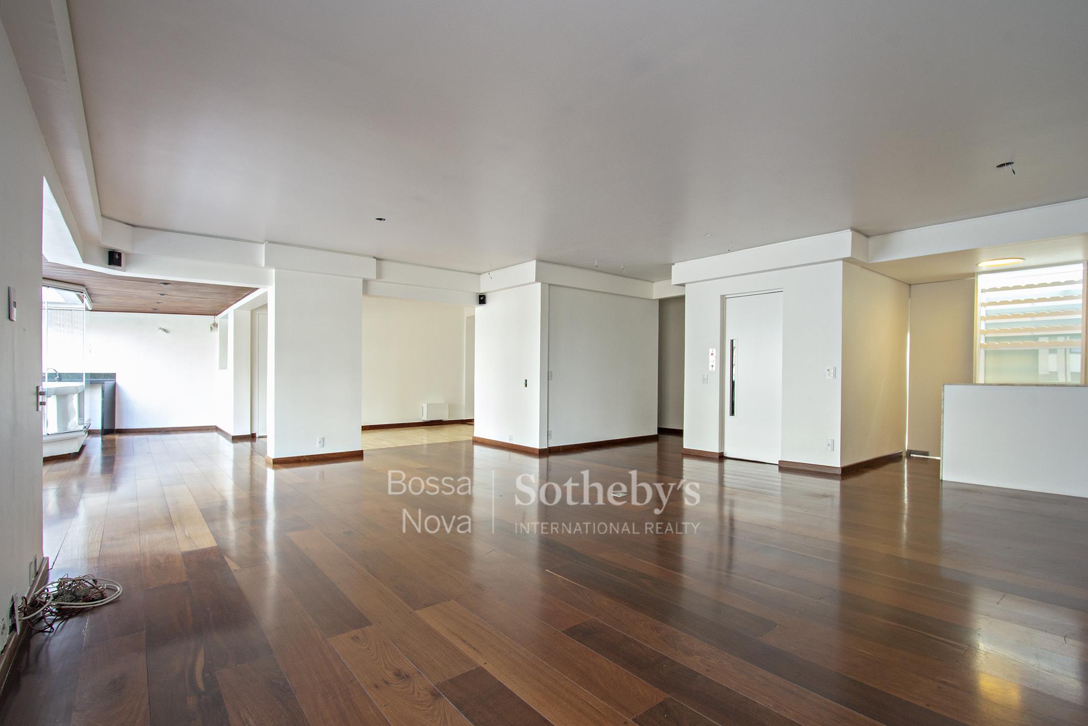 Apartamento para locação em Real Parque