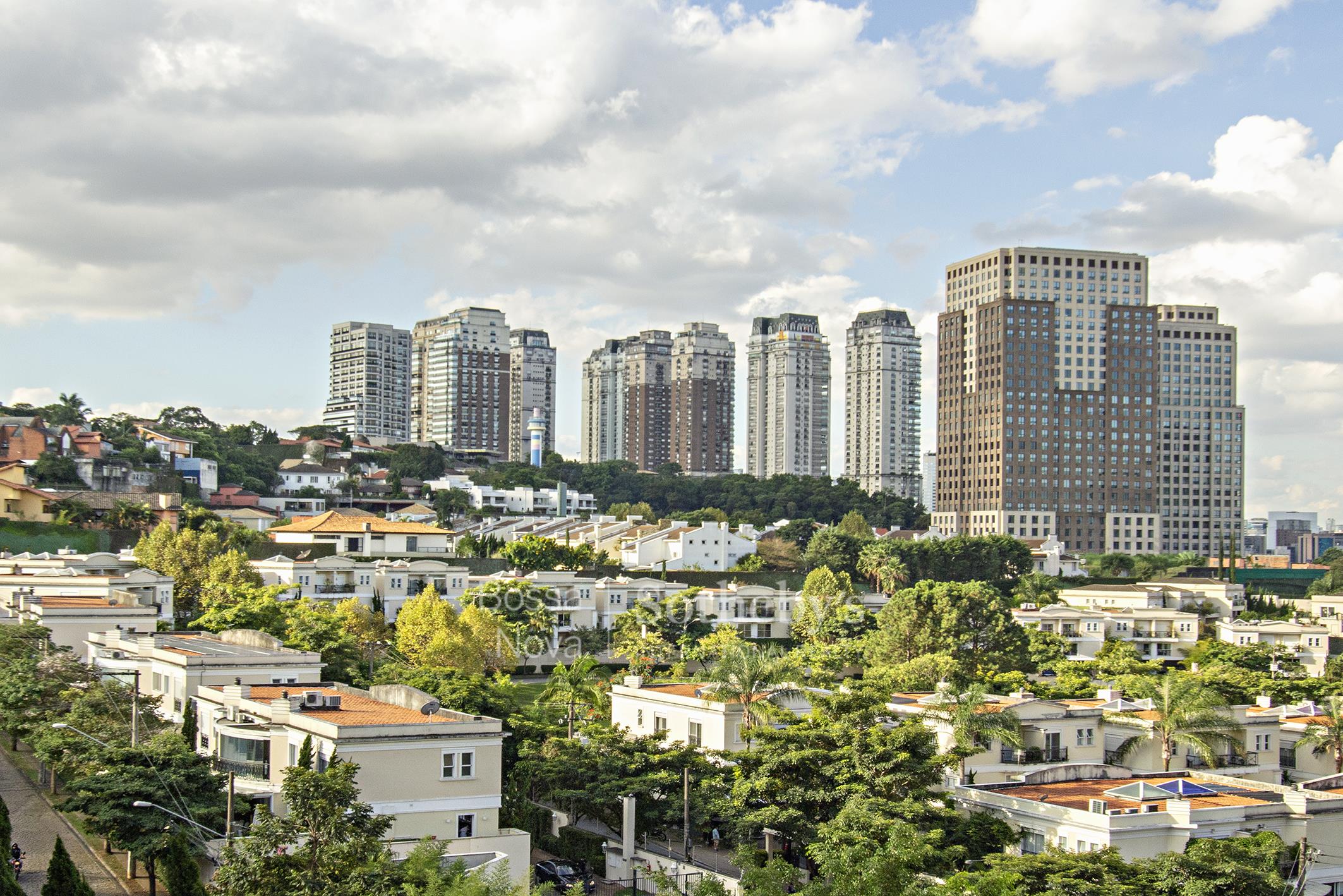 Apartamento para locação em Real Parque