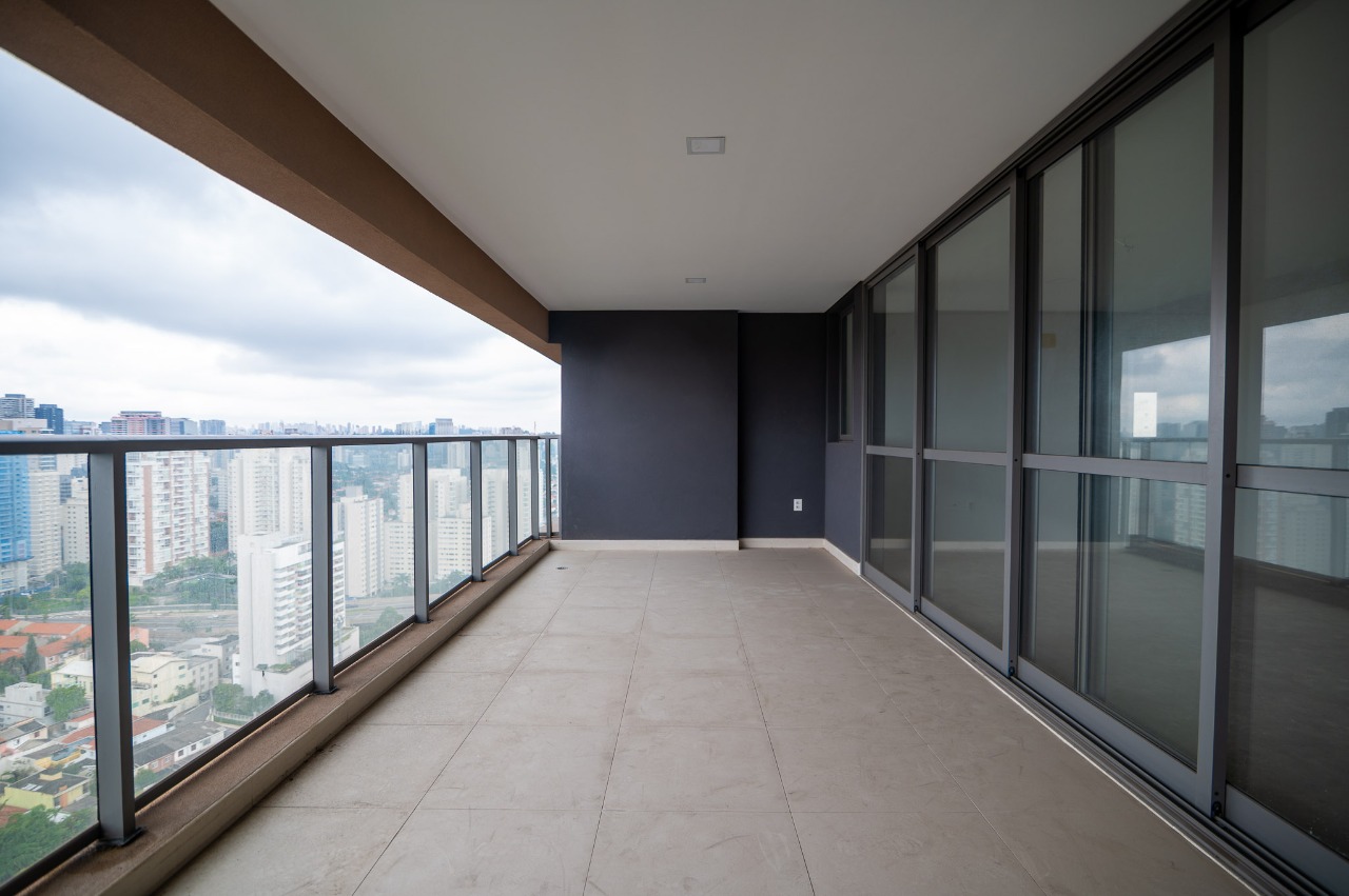 Apartamento novo no Campo Belo