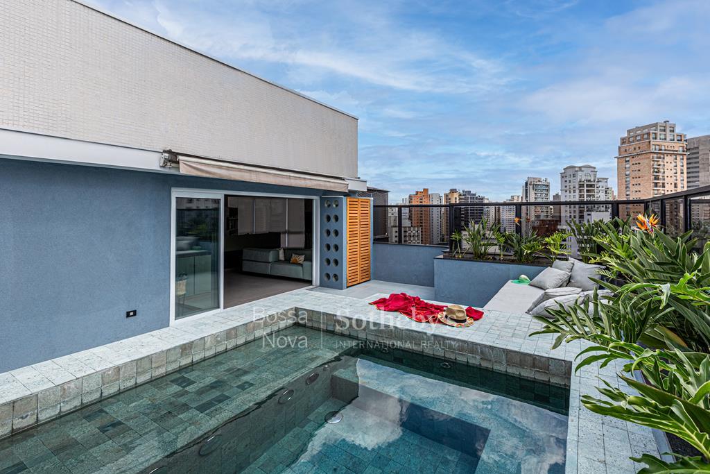 Cobertura Duplex para venda em Moema