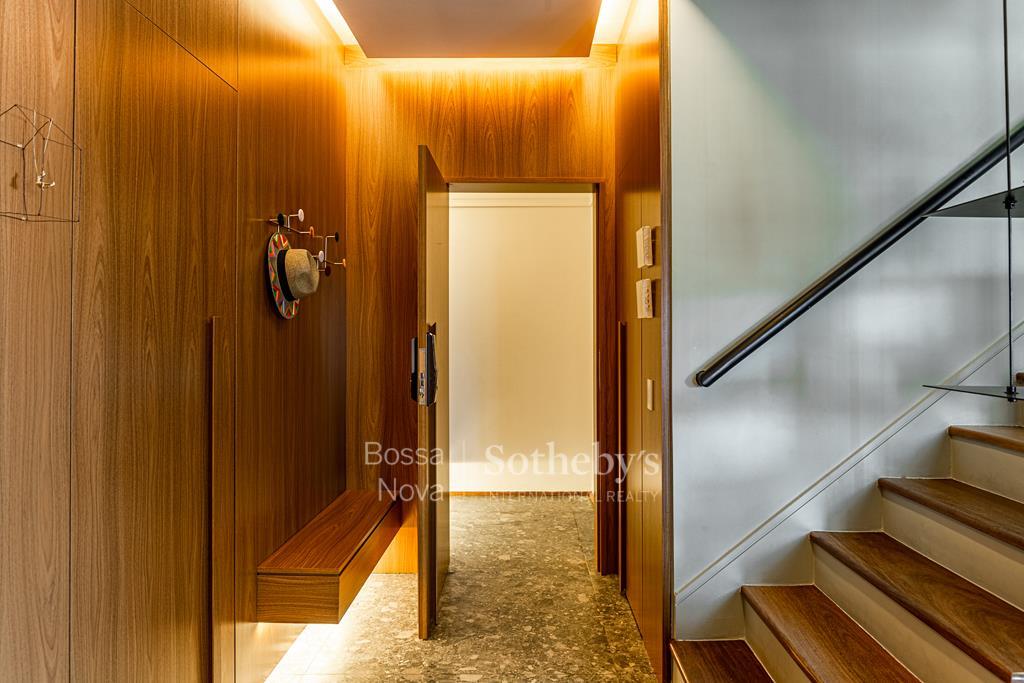 Cobertura Duplex para venda em Moema