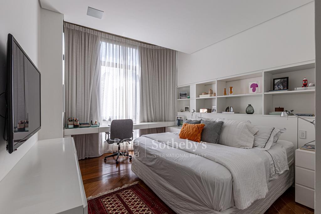 Cobertura Duplex para venda em Moema