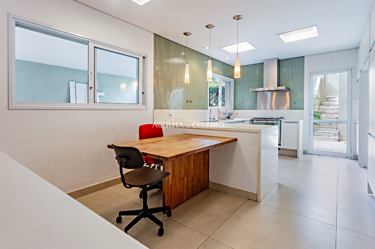 Casa para venda em Jardim Luzitânia