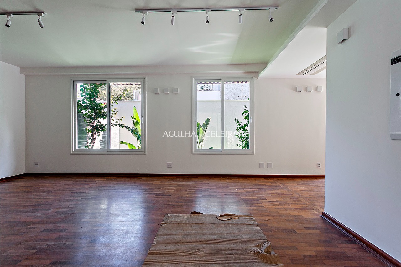 Casa para venda em Alto de Pinheiros