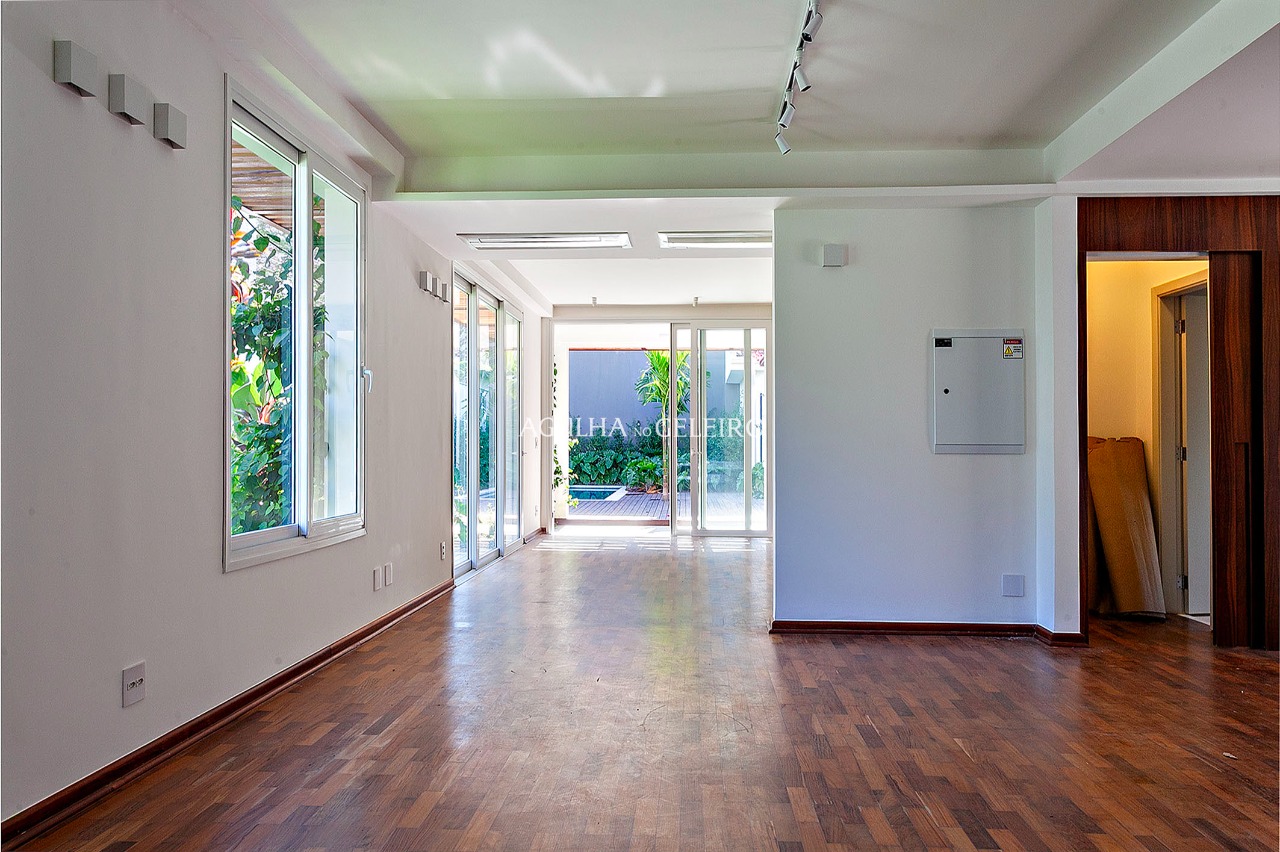 Casa para venda em Alto de Pinheiros