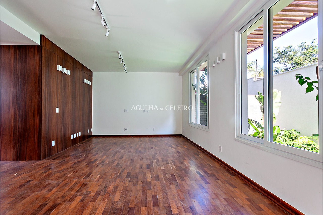 Casa para venda em Alto de Pinheiros