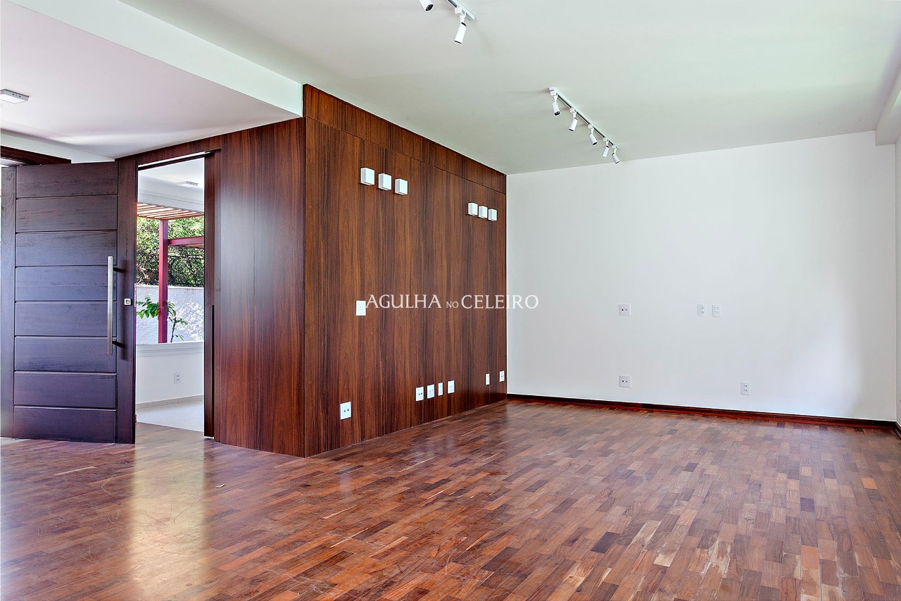 Casa para venda em Alto de Pinheiros