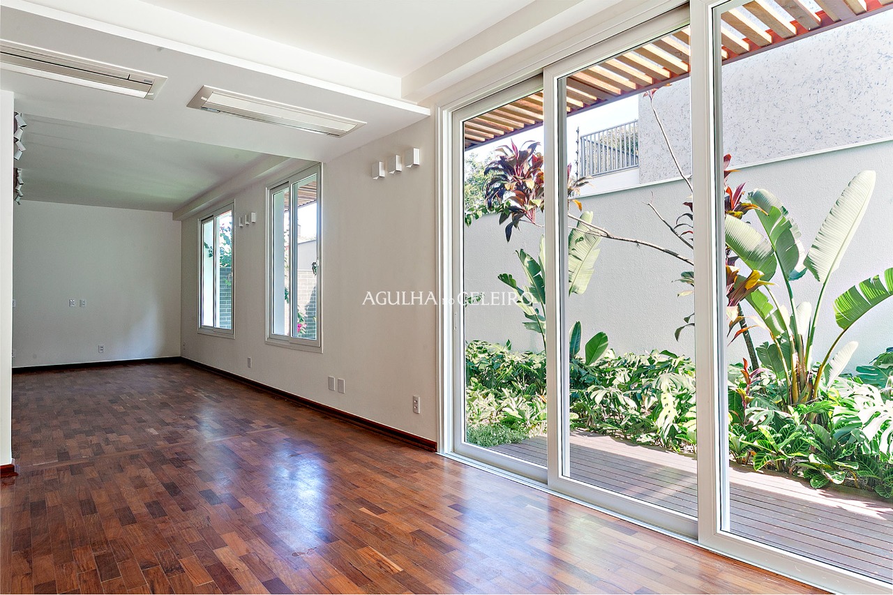 Casa para venda em Alto de Pinheiros