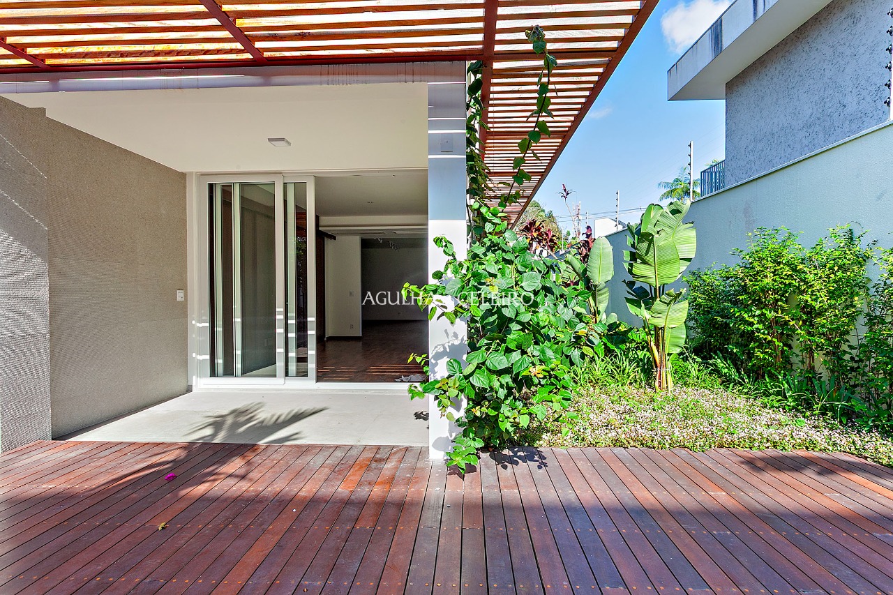 Casa para venda em Alto de Pinheiros