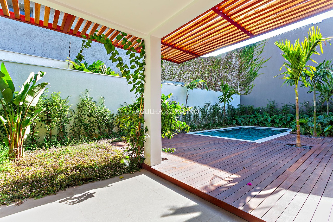 Casa para venda em Alto de Pinheiros
