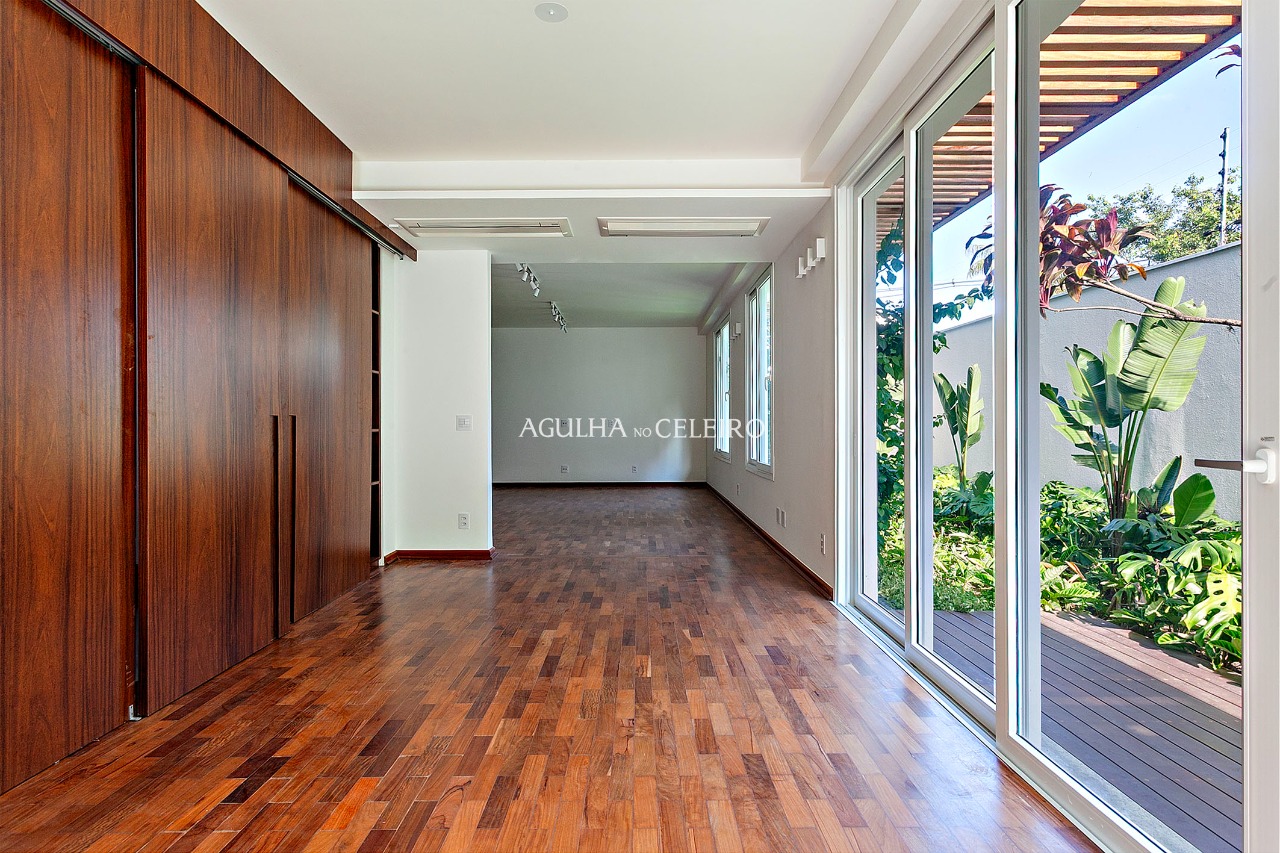Casa para venda em Alto de Pinheiros