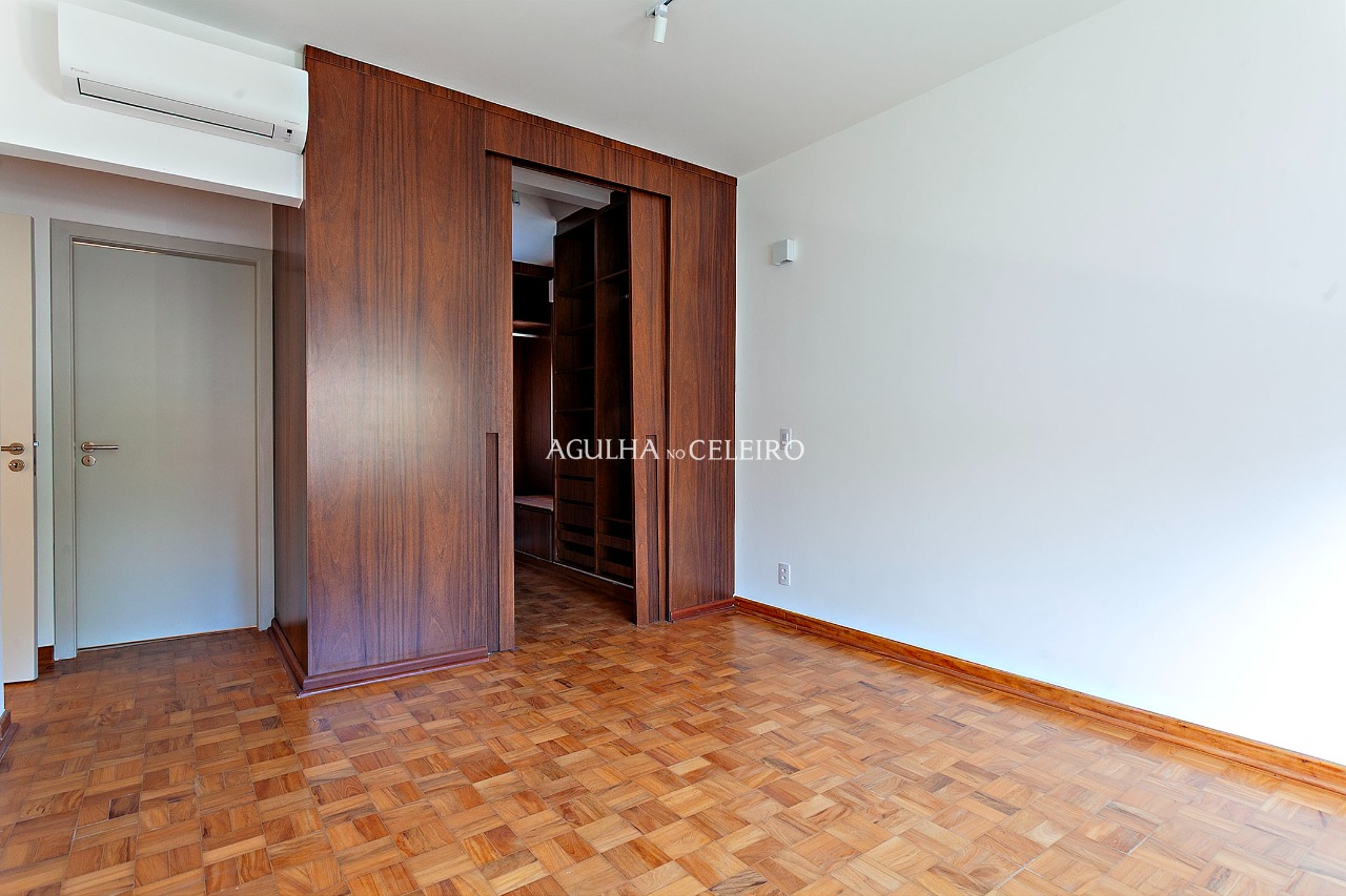 Casa para venda em Alto de Pinheiros