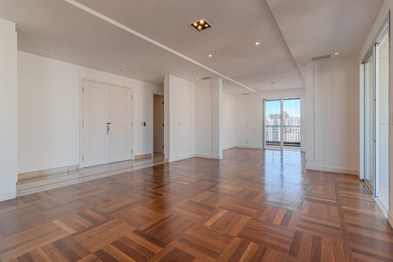 Apartamento para locação em Moema