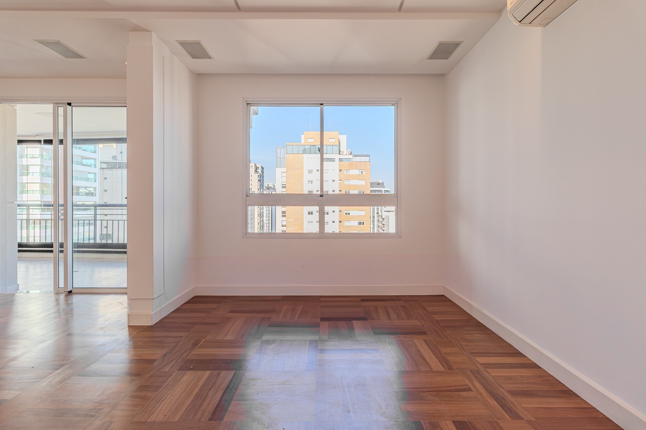 Apartamento para locação em Moema