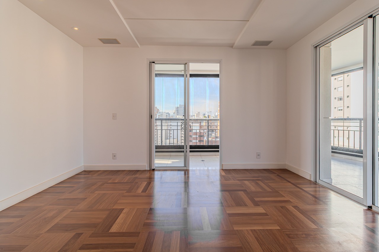 Apartamento para locação em Moema