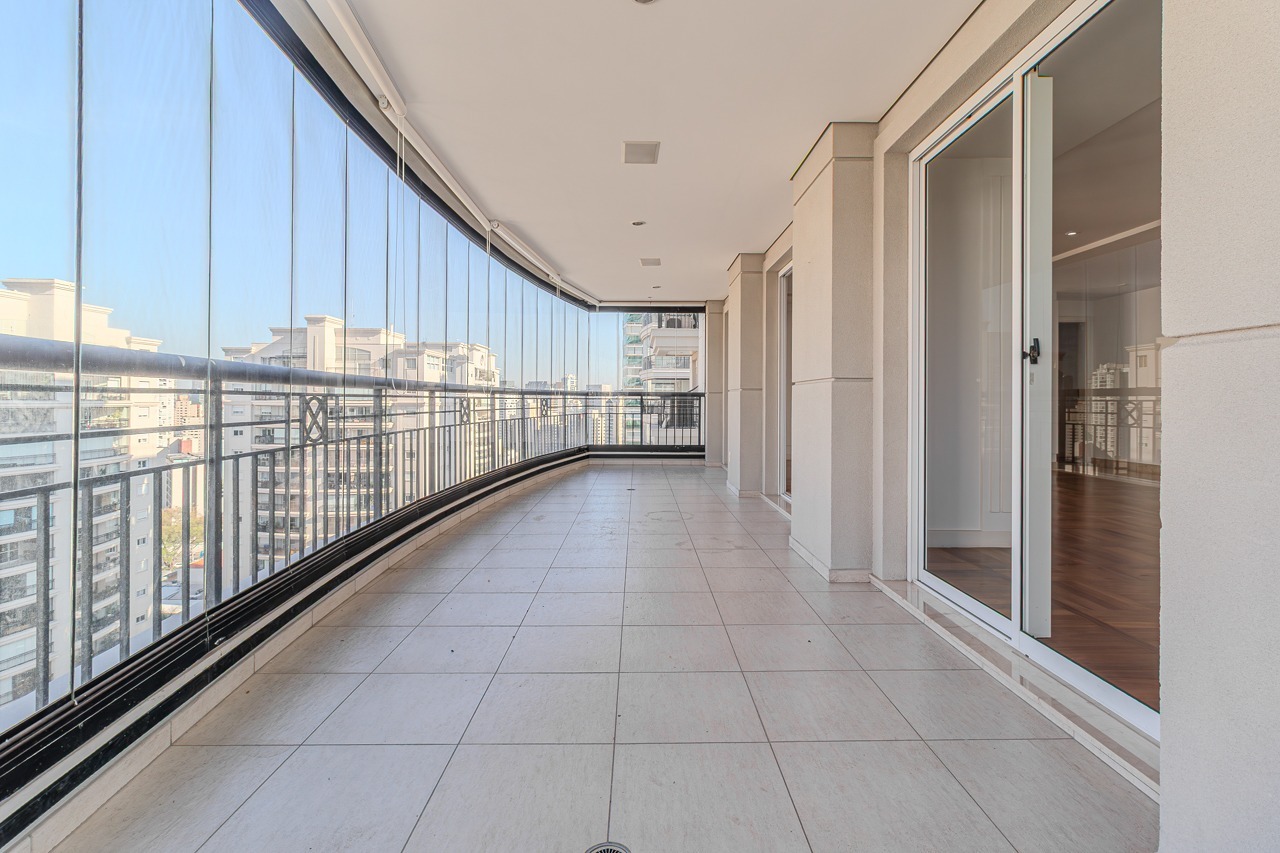 Apartamento para locação em Moema