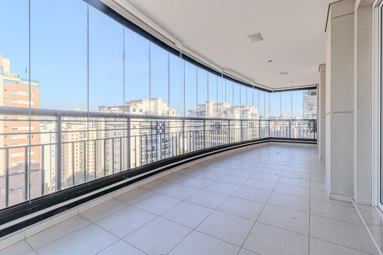 Apartamento para locação em Moema